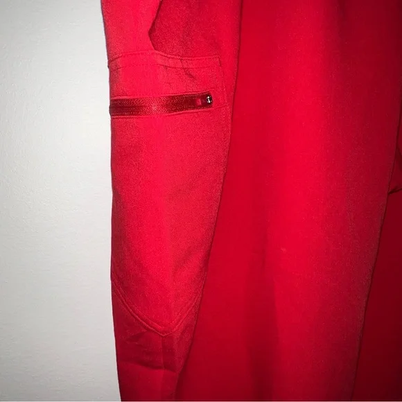 Figs High Waisted Zamora Jogger Scrub Pants Pop Red Nurse Hospital size 4XLR New - Picture 5 of 11